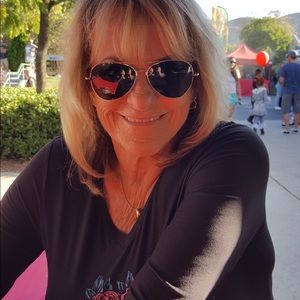 Meet your Posher, Janice